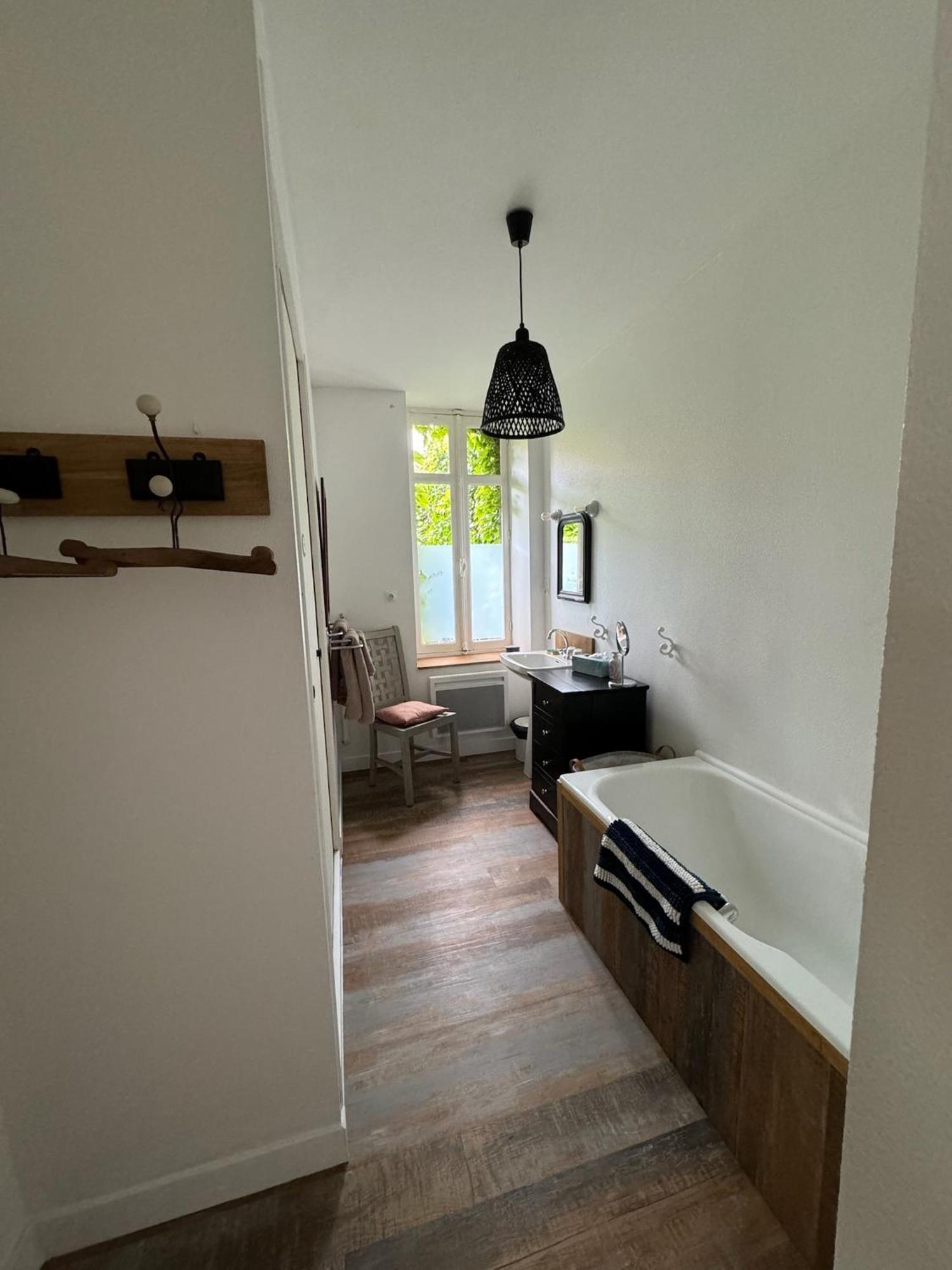 Cottage-Saint Laurent Sur Sevre Exteriör bild